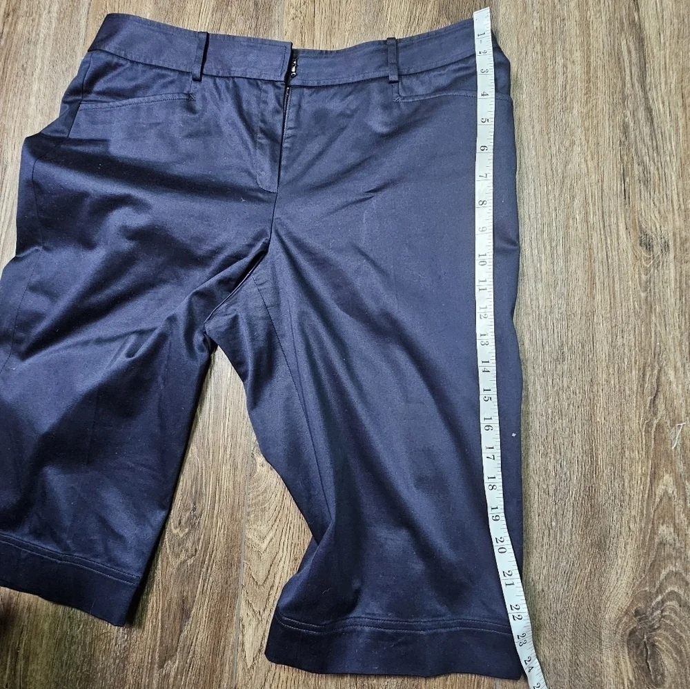Lafayette 148 Women Shorts Sz 8 Navy Bermuda Style W Pockets Preppy,Chic - Picture 8 of 11